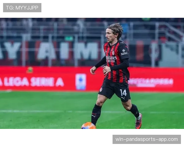 佩德里与莫德里奇：中场组织核心的风格差异与效率机制解析